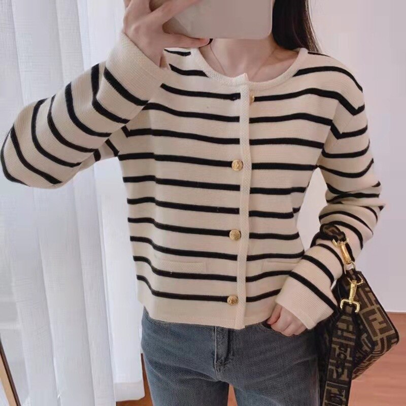 2023 Autumn/Winter New Sweet Short Contrast Stripe Soft Glutinous Knitwear Coat Top Women's Sweater Cardigan