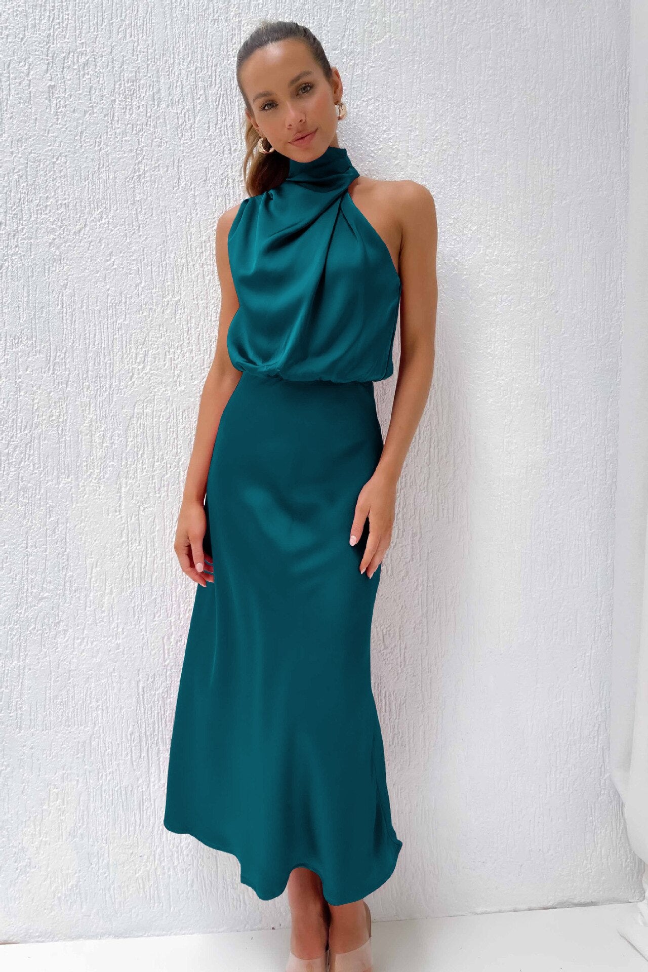 2023 New Satin Halter Elegant Tee Length Evening Bridesmaid Dress