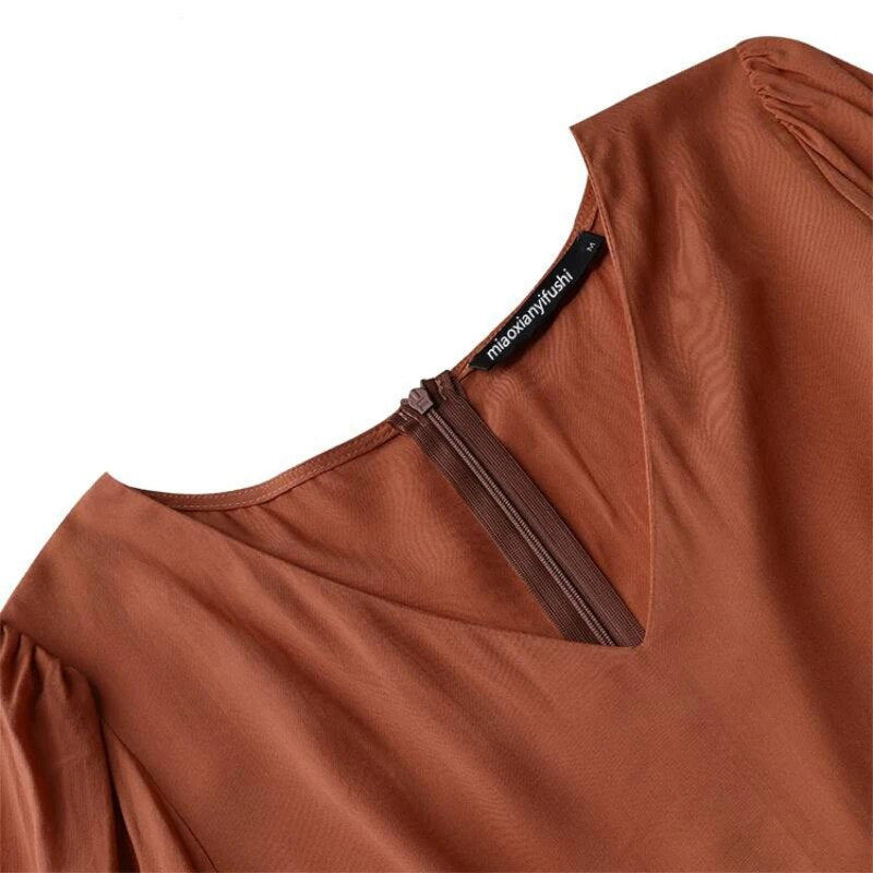 Autumn Women's Long Sleeves Solid Color V-neck Big Swing Dress