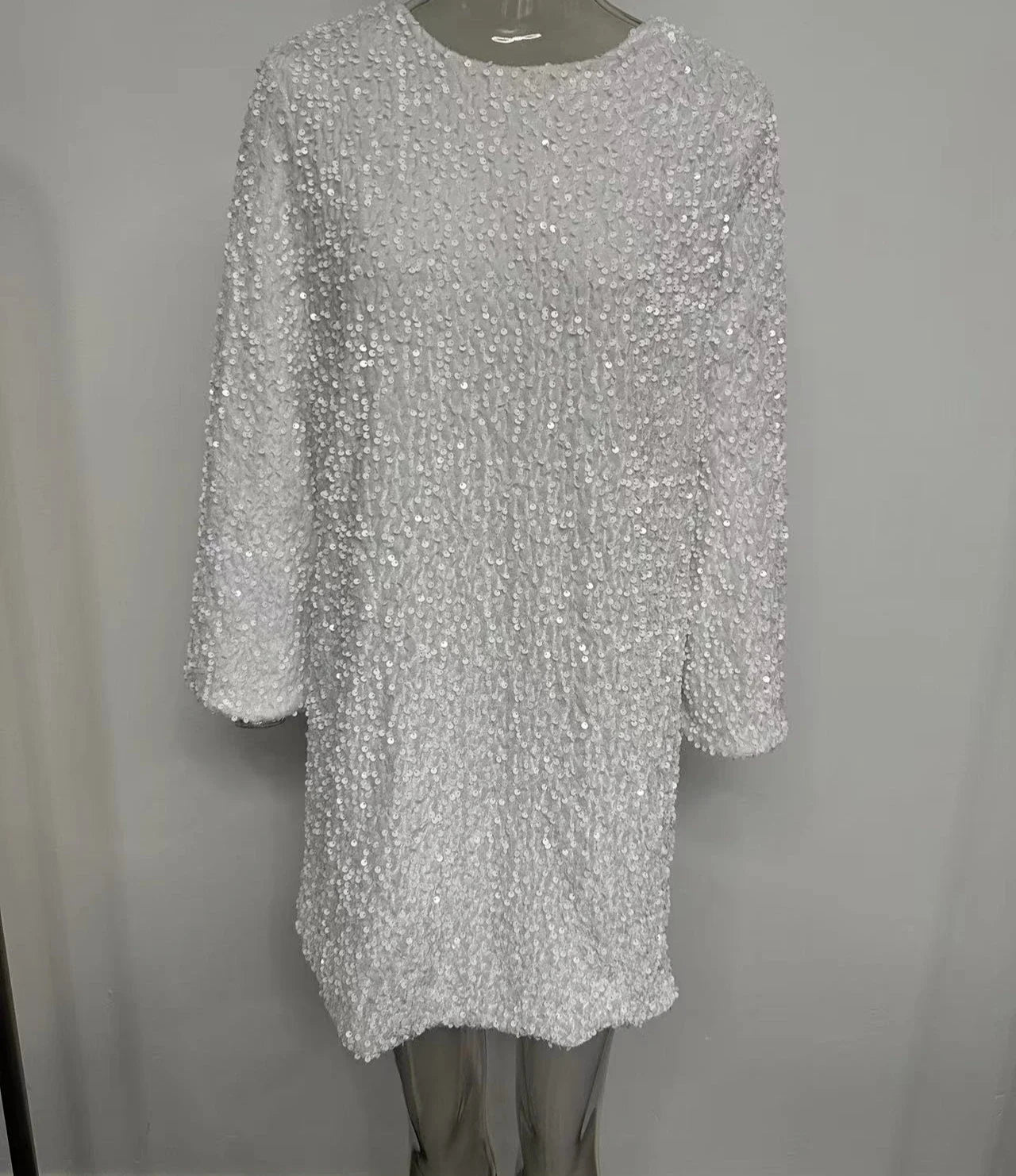 Autumn and Winter Round Neck Long Sleeves Sequined Short Dress