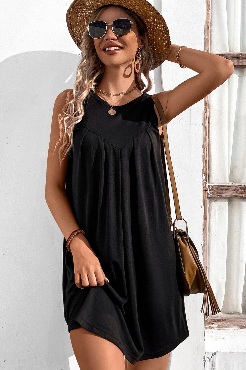 Black Patchwork Pleated Sleeveless Mini Dress