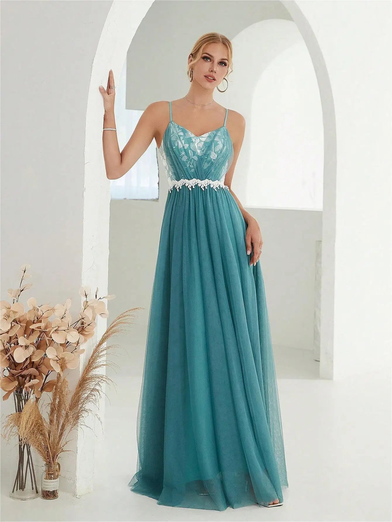 Elegant Spaghetti Straps Sweetheart Long Bridesmaid Dress