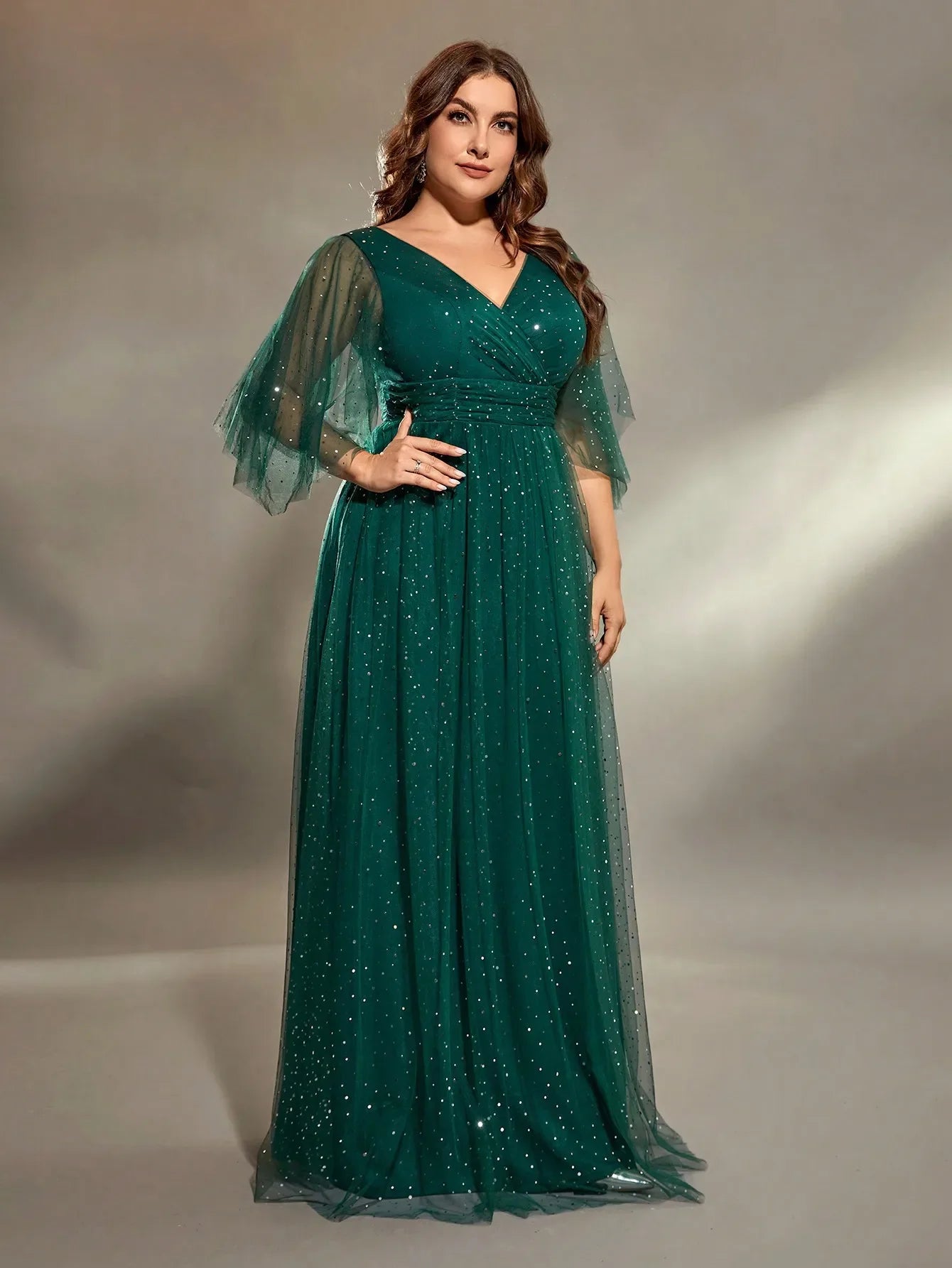 Elegant V-neck Half Sleeves Mesh Green Formal Evening Plus Size Dress