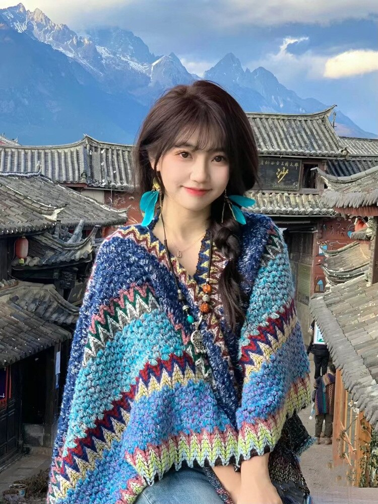 Knitted Women's 2023 New Autumn and Winter Ethnic Southern Characteristics Lijiang Dali Cape Outerwear