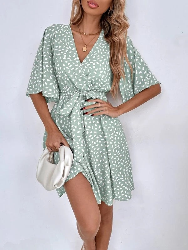 2023 Casual V-neck Short-sleeved Short Dress