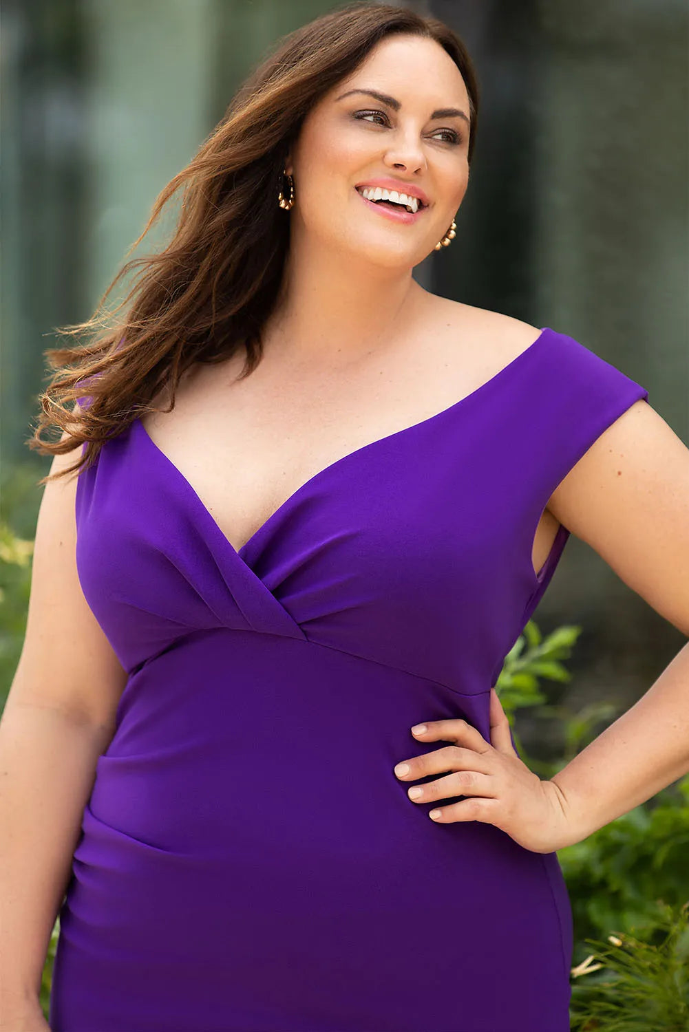 Purple Plus Size Fit and Flare Pleated V-neck Off-shoulder Mermaid Dress