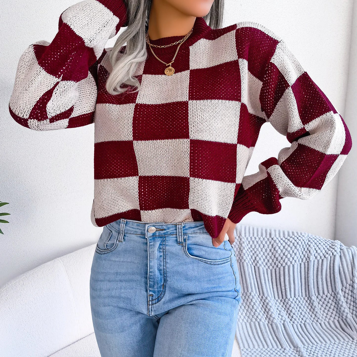 Autumn and Winter Contrasting Color Plaid Long-sleeved Pullover Knitted Sweater