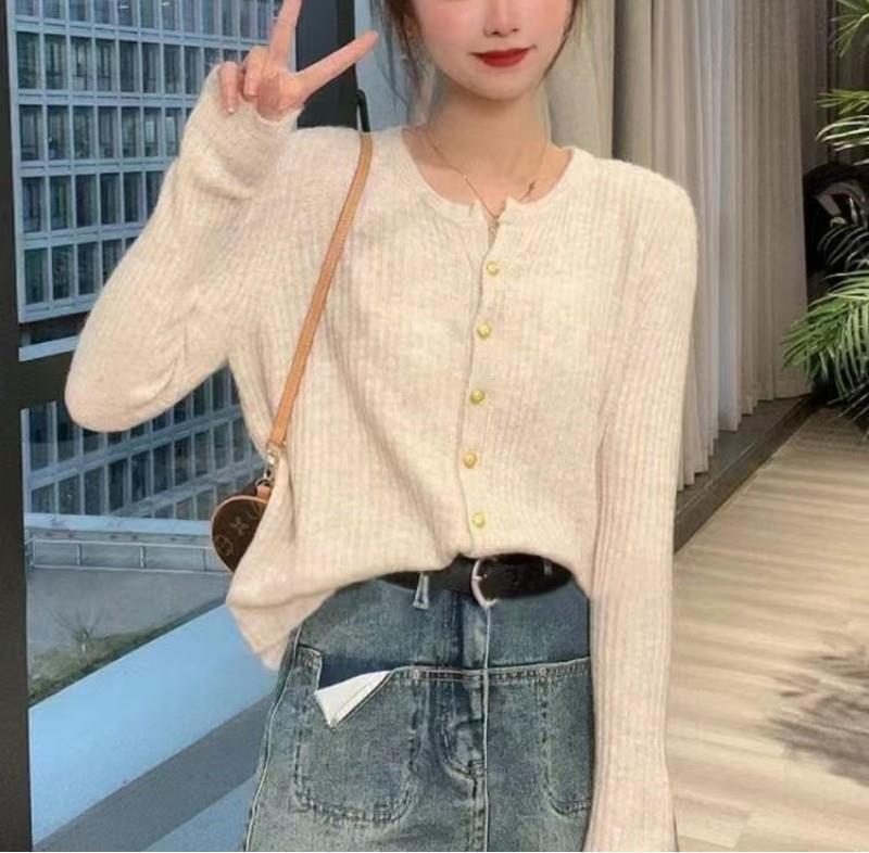 Soft Lazy Style Solid Color Knitted Long Sleeve Buttons Cardigan Top