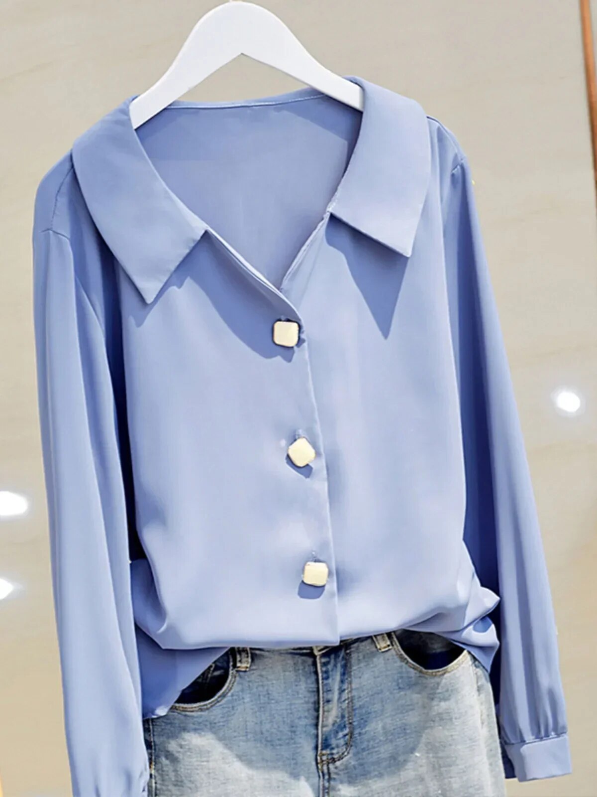 V-neck Chiffon Shirt Women's Spring and Autumn Long-sleeved Loose Shirt Joker Top