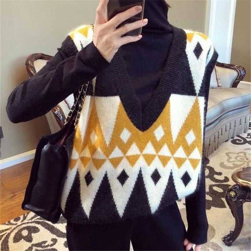 V-neck Contrast Colors Argyle Knitted Sweater Vest Woman