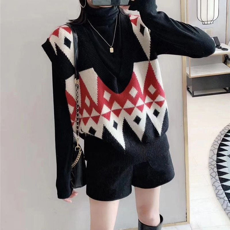 V-neck Contrast Colors Argyle Knitted Sweater Vest Woman